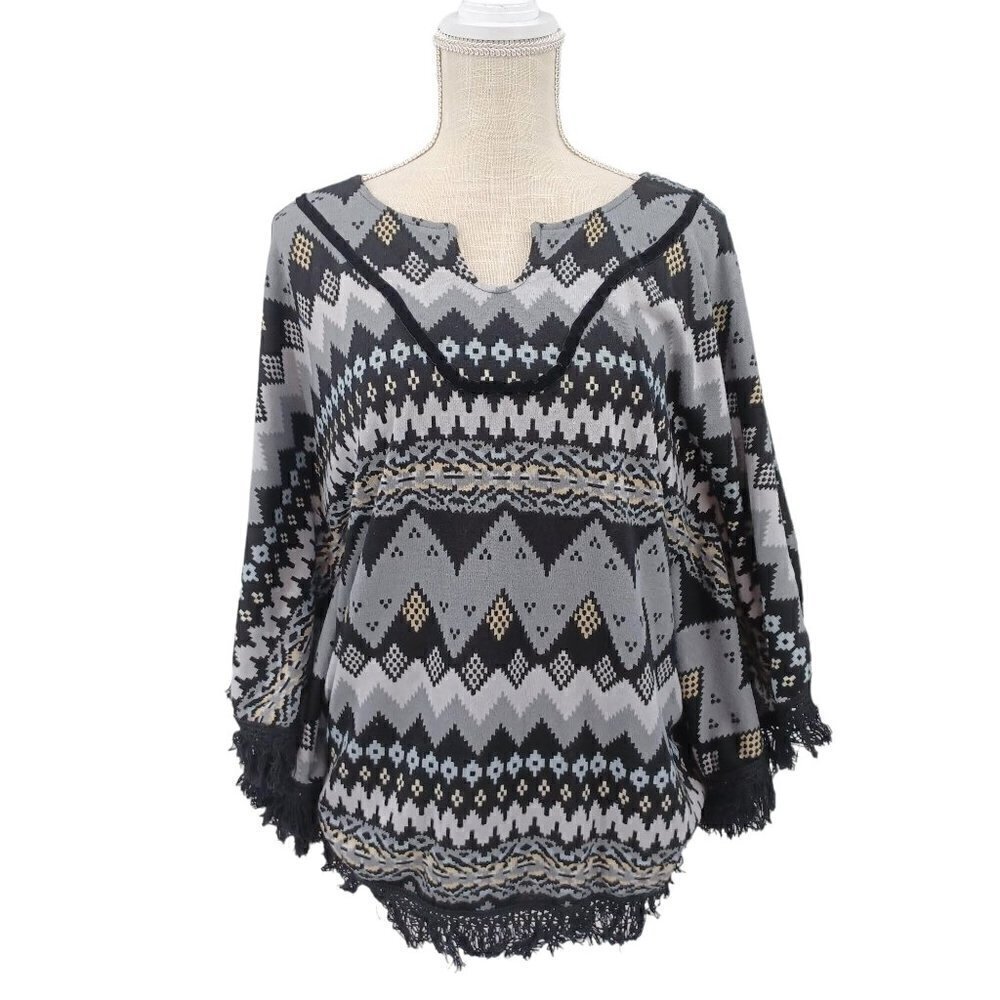 QED London Gray Nordic Fair Isle Fringe Poncho Sweater Women's M/L Relaxed Cozy